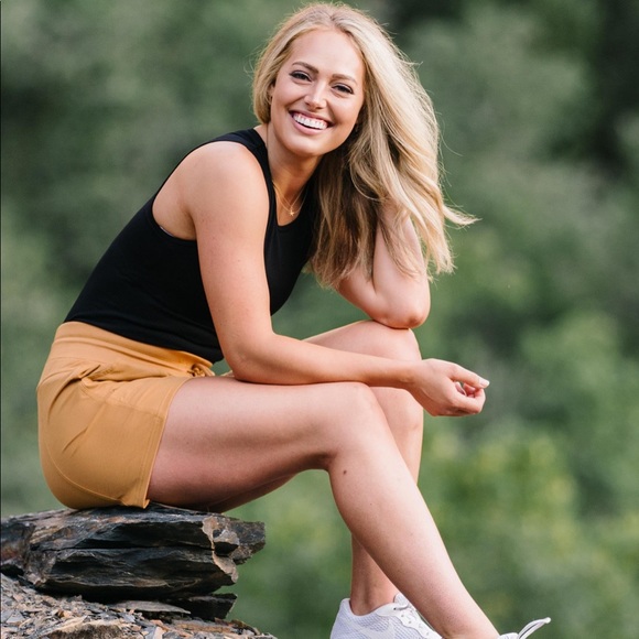 Zyia dark khaki Canyon shorts (goldish color) - Picture 2 of 14